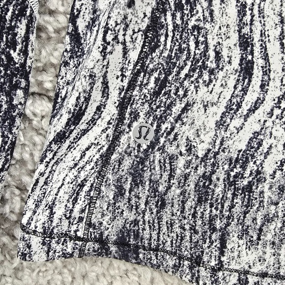 Lululemon Runbeam Hoodie Womens Small Black White Texture Twist Active Running - Picture 7 of 11